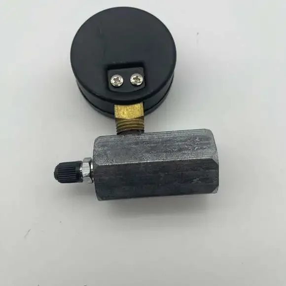 PLUMBFLEX Low Pressure 30 PSI Gas Test Gauge Assembly with Snifter Valve - Picture 3 of 3